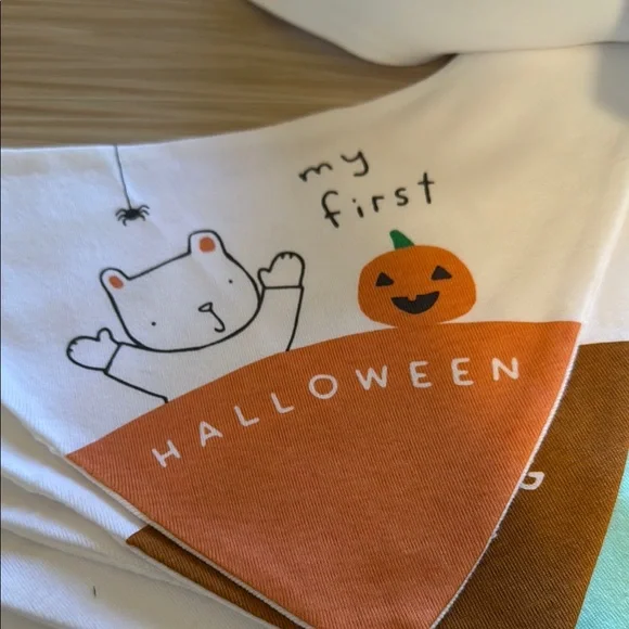 Colorful Holiday Baby Bandana Bib Set - Picture 6 of 14